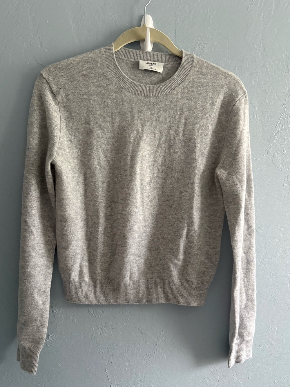 Aritzia Cashmere Light Heather Grey Crewneck Sweater XS | NWOT
